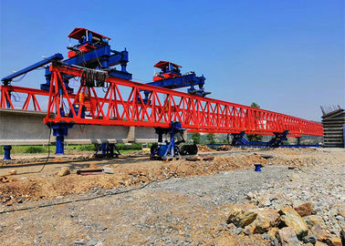 Dźwigar mostu kolejowego uruchamiający dźwig A5 - A7 do montażu belek prefabrykowanych