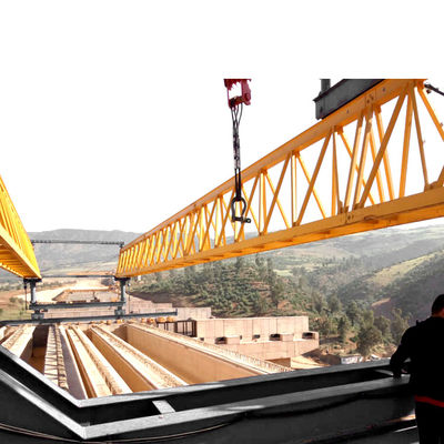 Budowa mostu autostradowego Dźwig do wyrzutni betonu 500 kn Podnoszenie